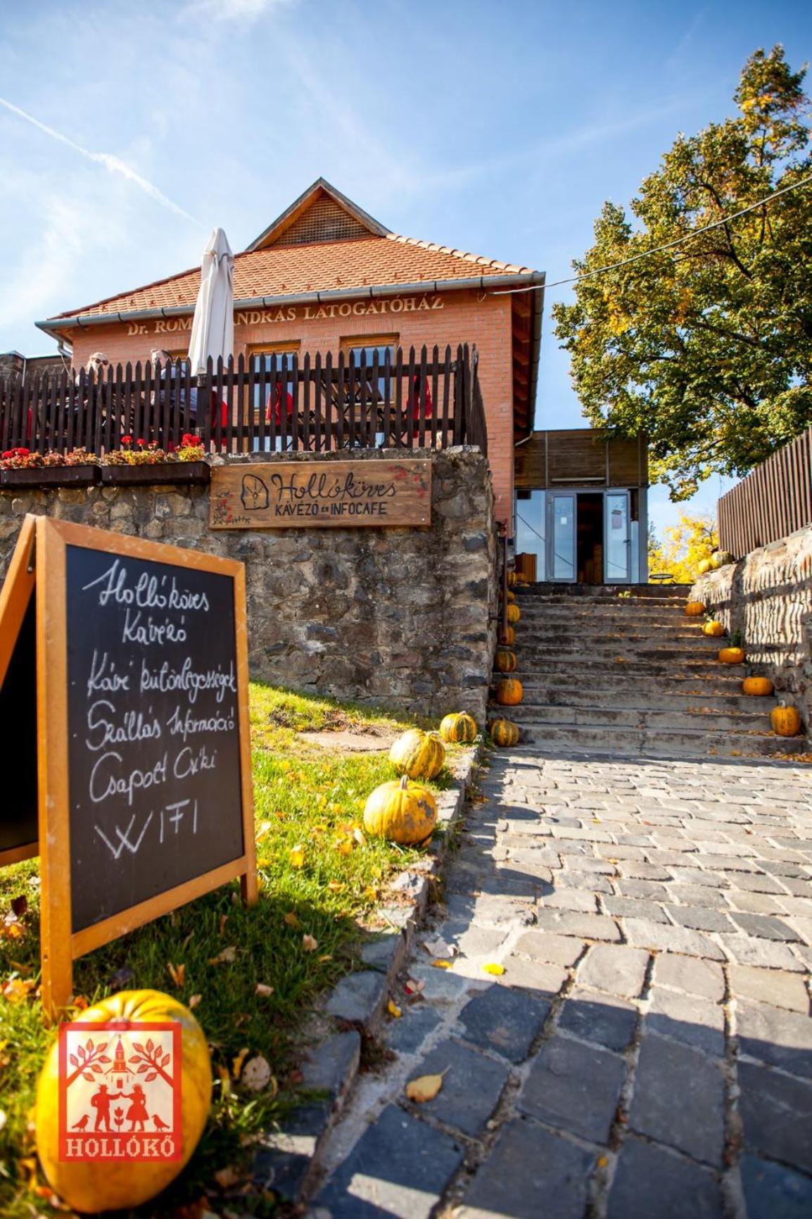 Hollokoeves Vendeghazak Hotel Eksteriør billede